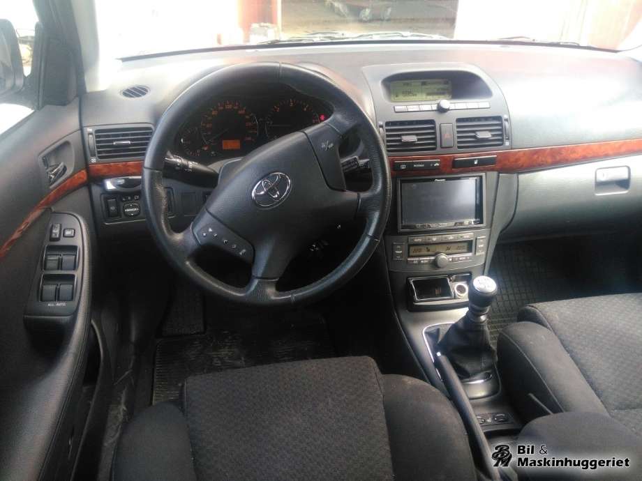 Toyota Avensis 2003-2008 (Type II) , Motorkode: 2AD-FHV, Girkassekode: 