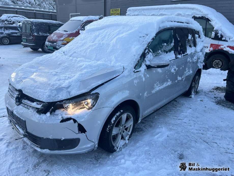 VW Touran 2010-2015 (Type I, Fase 3) , Motorkode: CAYC, Girkassekode: NKA