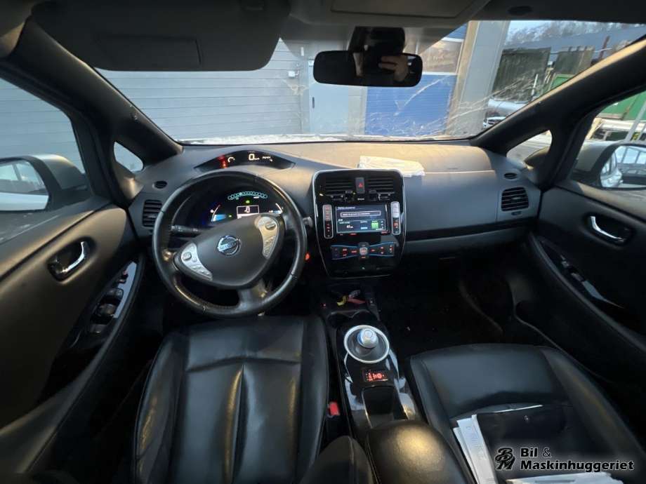 Nissan Leaf 2011-2017 (Type I) , Motorkode: EM57, Girkassekode: 