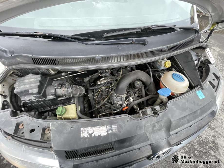 VW Transporter / Caravelle 2009-2015 (Fase 2) (T5) (T5), Motorkode: CAAC, Girkassekode: KQK
