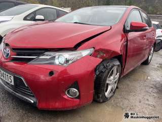 Toyota Auris,   (|190000T160|1900037472)