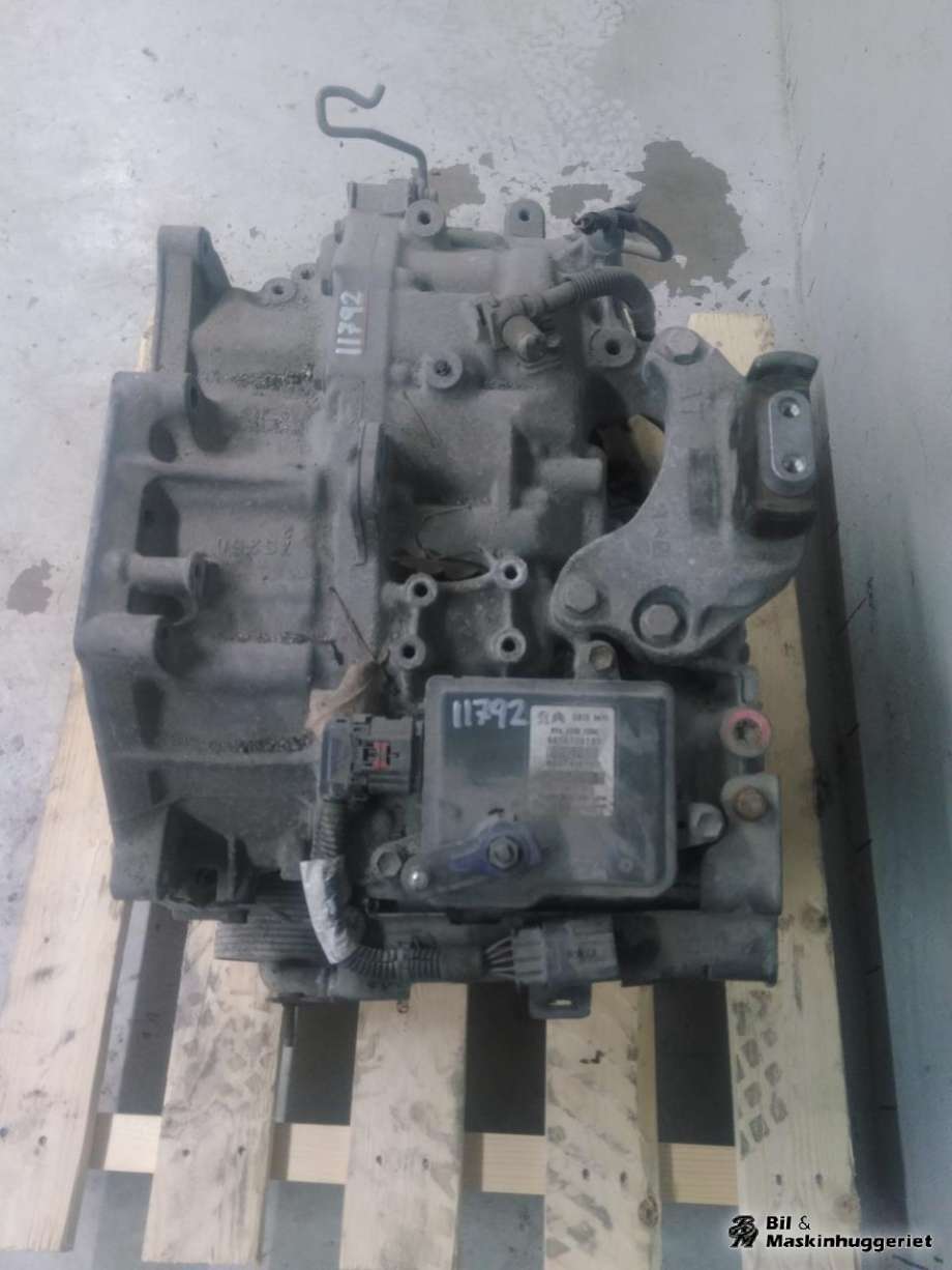 Girkasse automat til Peugeot 308 2013-2021 (Type II) (9807418780|1637310080|)