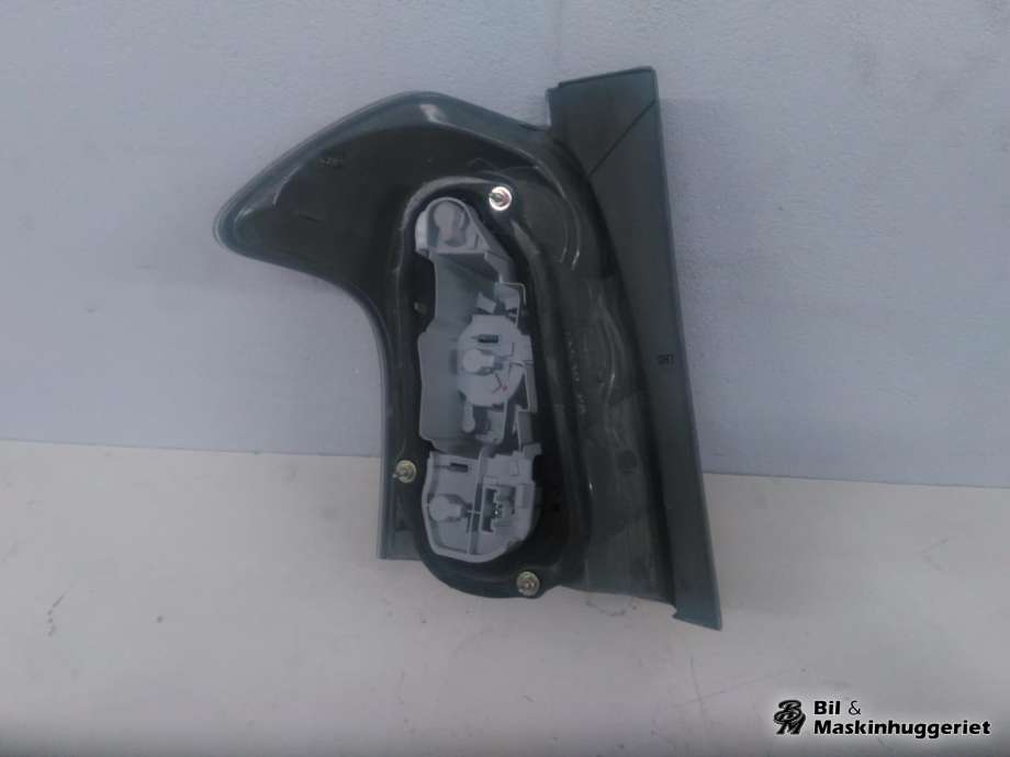 Baklykt høyre til Toyota Verso 2004-2009 (Type II) (81551-0F020|815510F020|0F-01)