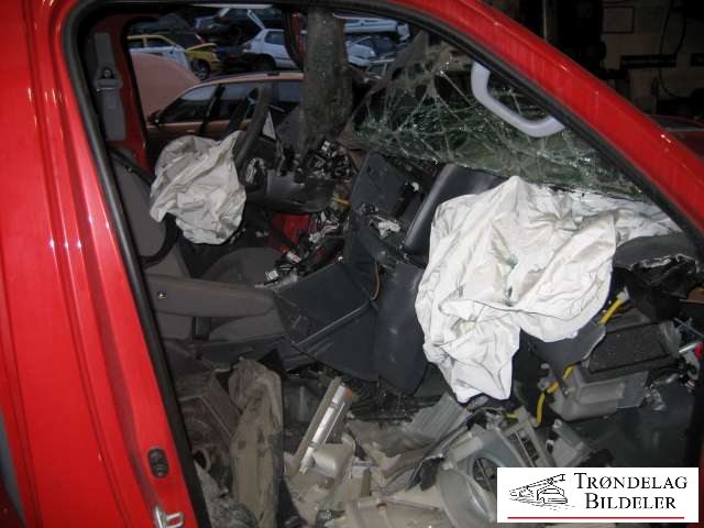 Toyota Hiace 2007-2012 (Fase 3) , Motorkode: , Girkassekode: