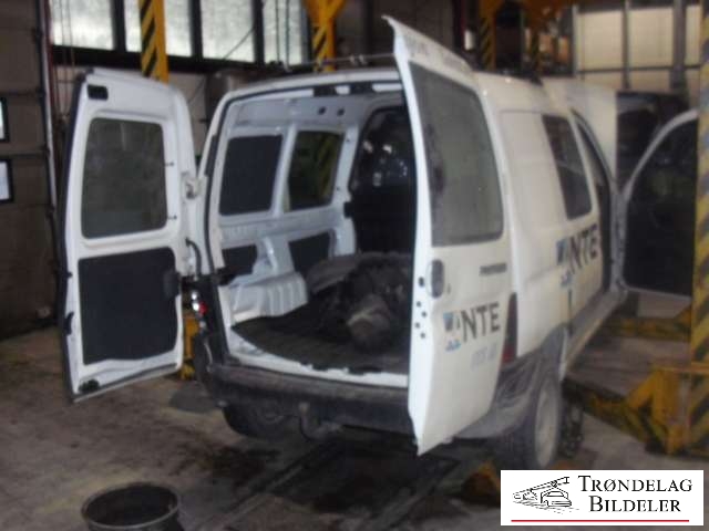 Peugeot Partner 1996-2002 (Type I, Fase 1) , Motorkode: , Girkassekode: 