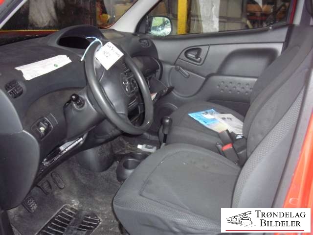 Toyota Yaris Verso 1999-2007 , Motorkode: 2NZ-FE, Girkassekode: 
