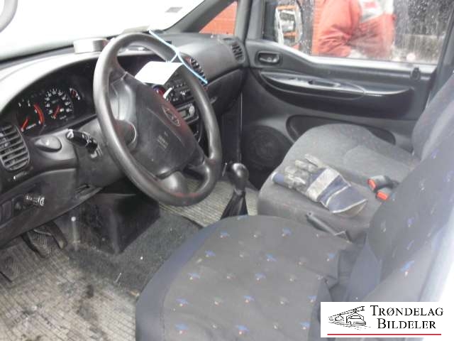 Hyundai H-1 1998-2005 (Type I, Fase 1) , Motorkode: , Girkassekode: 