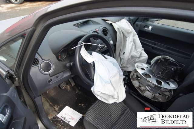 Mitsubishi Colt 2004-2008 (Type VII, Fase 1) , Motorkode: 135930, Girkassekode: