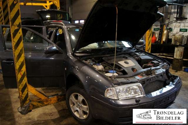 Škoda Octavia 2005-2008 (Type II, Fase 1) , Motorkode: AXR, Girkassekode: JDH