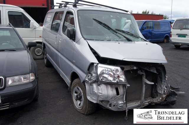 Toyota Hiace 2007-2012 (Fase 3) , Motorkode: , Girkassekode: