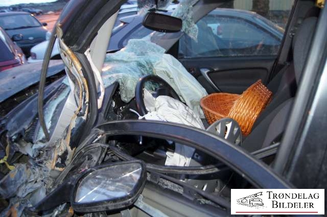 Toyota RAV4 2000-2006 (Type II) , Motorkode: , Girkassekode: 