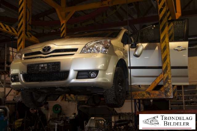 Toyota Verso 2004-2009 (Type II) , Motorkode: , Girkassekode: