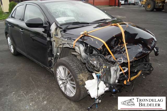 Suzuki Kizashi 2010-2014 , Motorkode: , Girkassekode: 