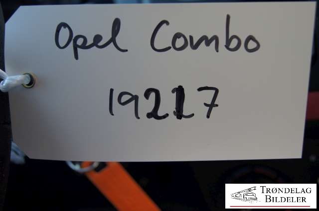Opel Combo D 2012-2018 , Motorkode: , Girkassekode: 