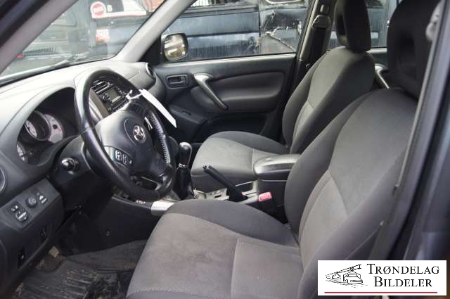 Toyota RAV4 2000-2006 (Type II) , Motorkode: , Girkassekode: 