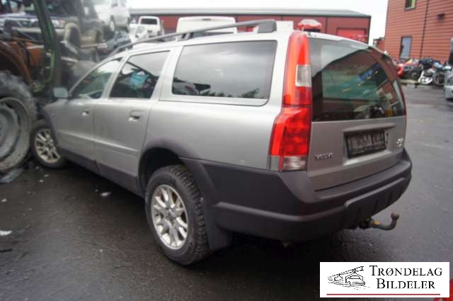 Volvo XC70 2001-2004 (Type I, Fase 1) , Motorkode: D5244T, Girkassekode: 5-AUT 4WD / AW50/51 AWD