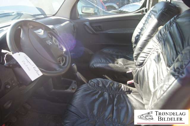Peugeot Partner 2002-2008 (Type I, Fase 2) , Motorkode: , Girkassekode: 