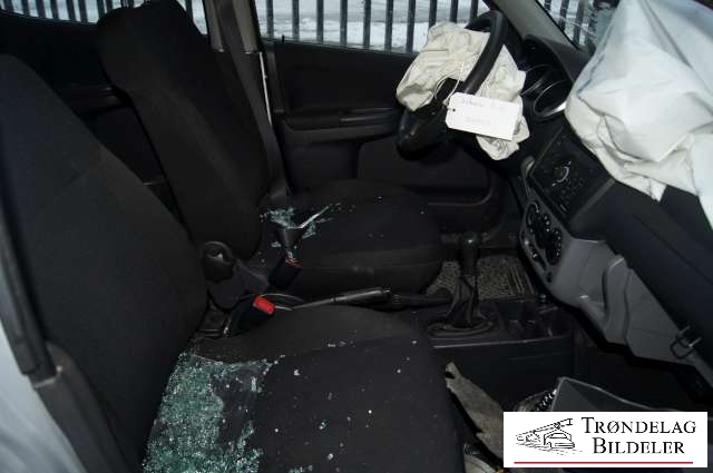 Subaru Justy 2003-2007 (Type III) , Motorkode: M13A, Girkassekode: