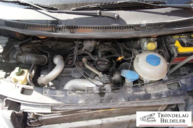 VW Transporter / Caravelle 2003-2009 (Fase 1) (T5) (T5), Motorkode: AXD, Girkassekode: JKT