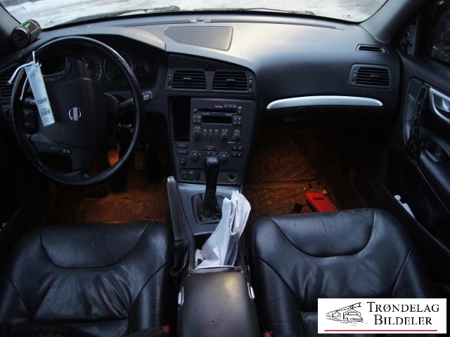 Volvo V70 2000-2004 (Type II, Fase 1) , Motorkode: D5244T, Girkassekode: