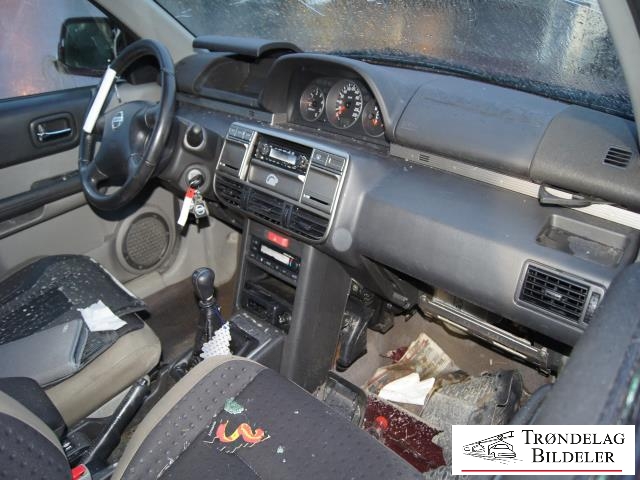 Nissan X-Trail 2002-2007 (T30) (T30), Motorkode: YD22ETI, Girkassekode: 