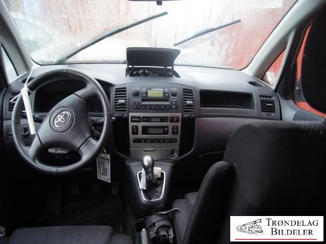 Toyota Verso 2002-2004 (COROLLA) (COROLLA), Motorkode: 3ZZ-FE, Girkassekode: 