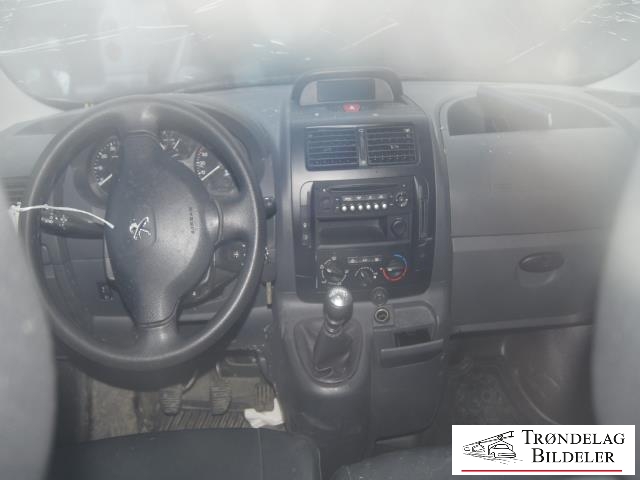 Peugeot Expert 2007-2016 (Type II) , Motorkode: AHZ, Girkassekode: