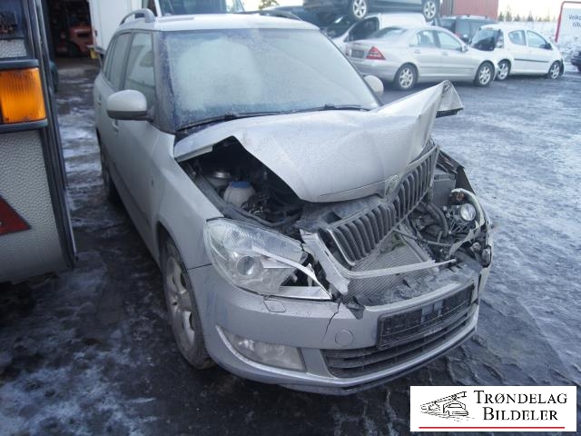 Škoda Fabia 2010-2014 (Type II, Fase 2) , Motorkode: CFWA CFW, Girkassekode: MNY