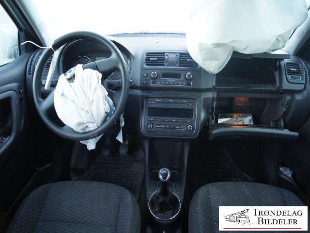 Škoda Fabia 2010-2014 (Type II, Fase 2) , Motorkode: CFWA CFW, Girkassekode: MNY