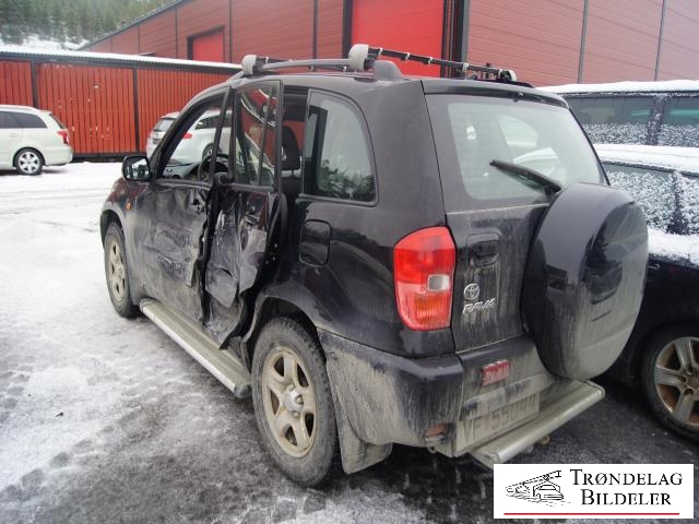 Toyota RAV4 2000-2006 (Type II) , Motorkode: 1AZ-FE, Girkassekode: 