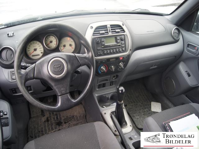 Toyota RAV4 2000-2006 (Type II) , Motorkode: 1AZ-FE, Girkassekode: 