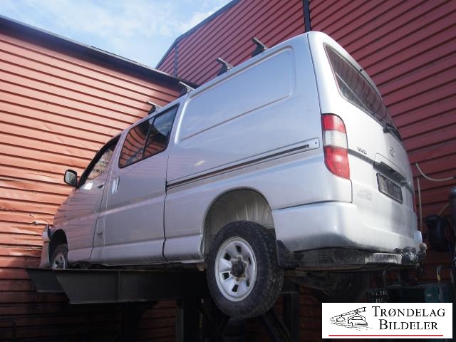 Toyota Hiace 2007-2012 (Fase 3) , Motorkode: 2KD-FTV, Girkassekode: