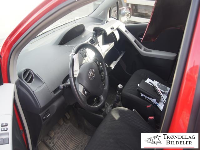 Toyota Yaris 2009-2011 (Type II, Fase 2) , Motorkode: 1NR-FE, Girkassekode: 