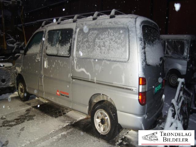 Toyota Hiace 2007-2012 (Fase 3) , Motorkode: 2KD-FTV, Girkassekode: 