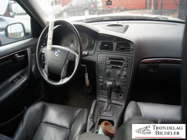 Volvo V70 2000-2004 (Type II, Fase 1) , Motorkode: D5244T, Girkassekode: 5-AUT / AW55-50/51SN