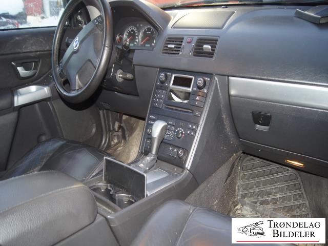 Volvo XC90 2002-2006 (Type I, Fase 1) , Motorkode: D5244T, Girkassekode: 5-AUT 4WD / AW50/51 AWD