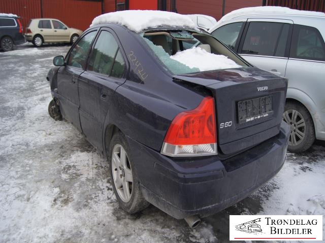Volvo S60 2000-2004 (Type I, Fase 1) , Motorkode: B5204T(5), Girkassekode: 5-AUT / AW55-50/51SN