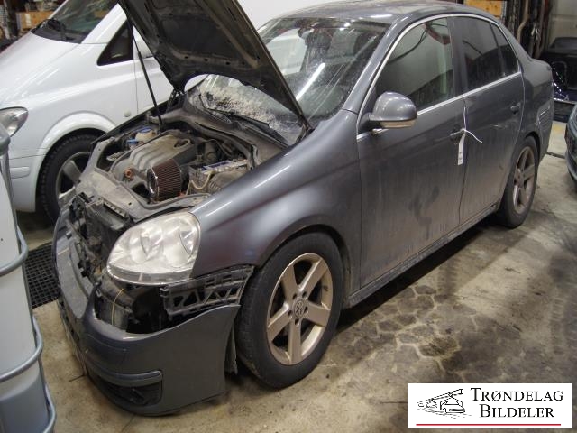 VW Jetta 2005-2010 , Motorkode: BXE, Girkassekode: JCR