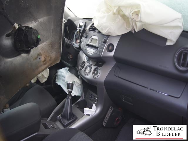 Toyota RAV4 2006-2009 (Type III, Fase 1) , Motorkode: 2AD-FTV, Girkassekode: 