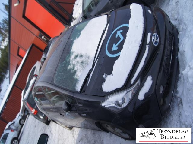 Toyota Prius +7 2012-2020 (Type III) (stasjonsvogn) (stasjonsvogn), Motorkode: 2ZR-FXE, Girkassekode: 