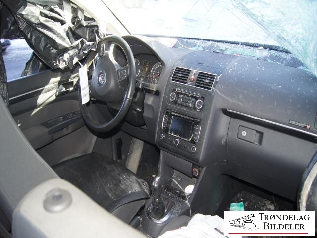 VW Touran 2010-2015 (Type I, Fase 3) , Motorkode: CAYC, Girkassekode: NKA