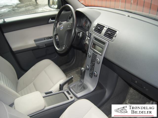 Volvo V50 2007-2012 (Fase 2) , Motorkode: D4164T, Girkassekode: