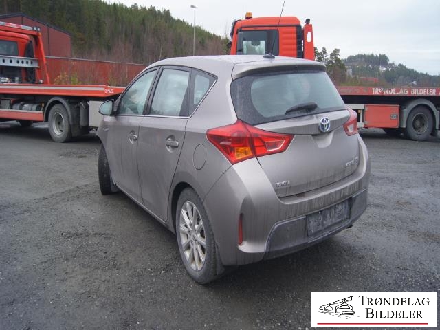Toyota Auris 2013-2015 (Type II, Fase 1) , Motorkode: 2ZR-FXE, Girkassekode: 