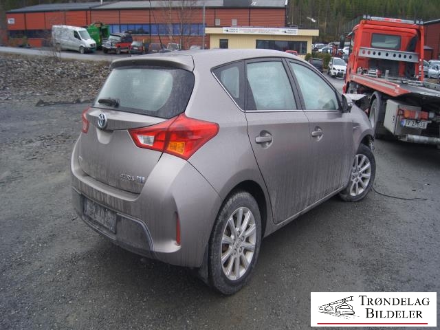 Toyota Auris 2013-2015 (Type II, Fase 1) , Motorkode: 2ZR-FXE, Girkassekode: 