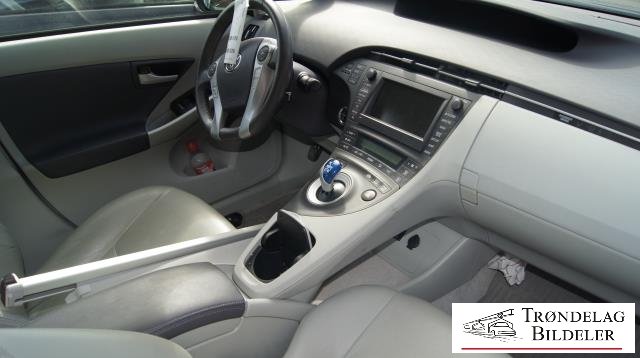 Toyota Prius 2009-2016 (Type III) (COMBI) (COMBI), Motorkode: 2ZR-FXE, Girkassekode: 