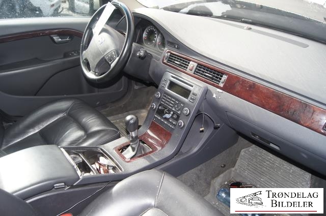 Volvo V70 2007-2013 (Type III, Fase 1) , Motorkode: D5244T(5), Girkassekode: 6-MAN 2WD / M66