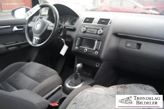 VW Touran 2010-2015 (Type I, Fase 3) , Motorkode: CAYC, Girkassekode: MLE