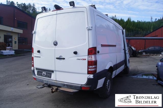 Mercedes Sprinter 2006-2013 (Fase 1) (906) (906), Motorkode: OM651.957/955, Girkassekode: 711.680