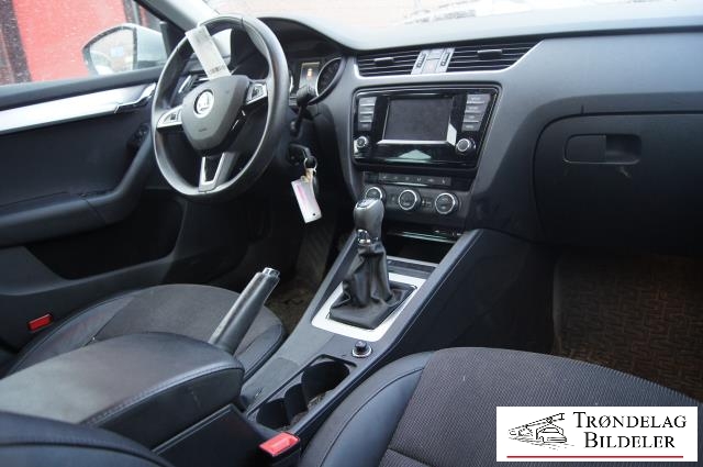 Škoda Octavia 2013-2016 (Type III, Fase 1) , Motorkode: CLH CLHA, Girkassekode: MWW