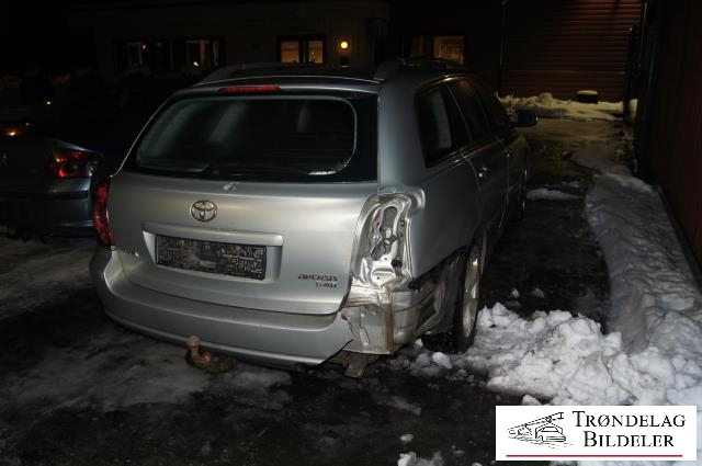 Toyota Avensis 2003-2008 (Type II) , Motorkode: 2AD-FTV, Girkassekode: